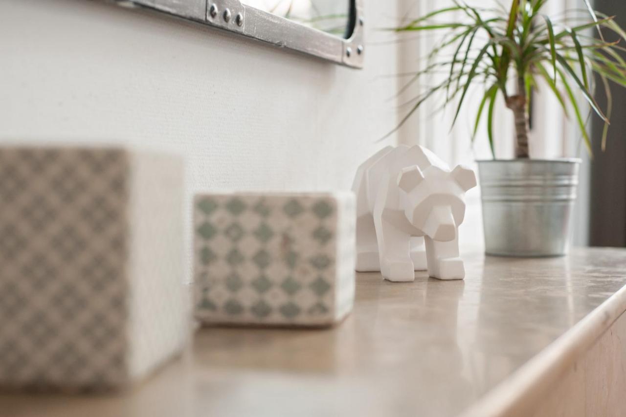 Guestready - Bright And Cosy Loft Near Part Dieu Metro Lyon Exteriör bild